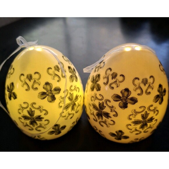 Valerie Parr Hill Blue & White 2 Timed Illumination 3.5" Damask Porcelain Eggs - Picture 4 of 7